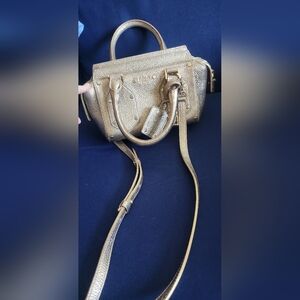 Hugo Boss Gold‎ Textured Handbag